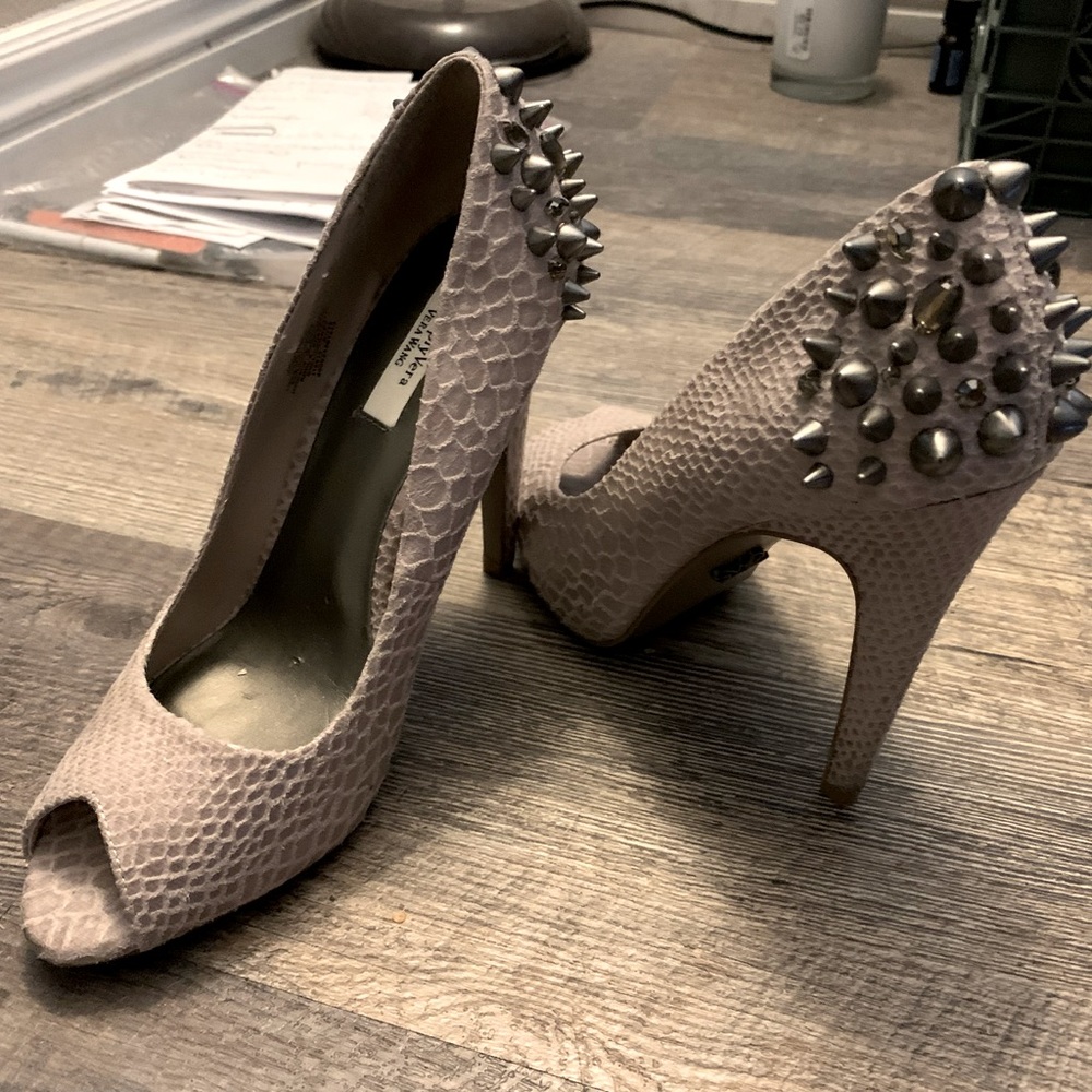 Simply Vera Vera Wang Shoes | Spike Heeled Snakeskin Heels by Vera Wang .